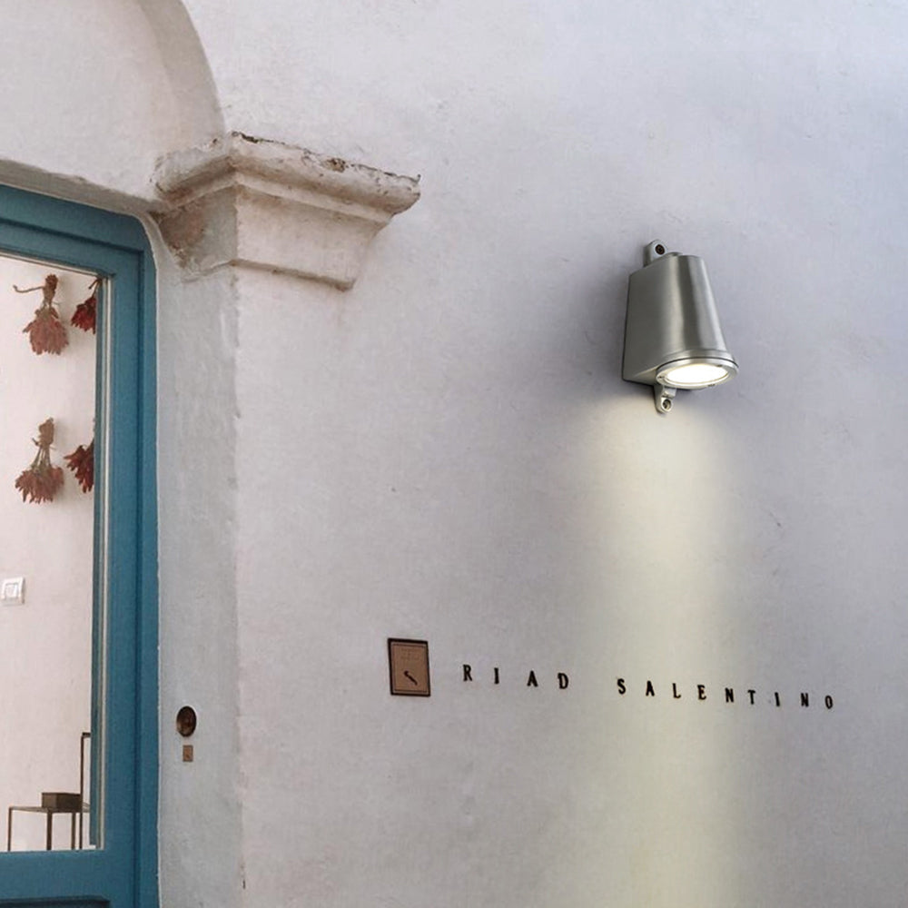 Brontis - Lámpara de Pared Exterior Industrial de Metal en Forma de Campana, Impermeable IP65