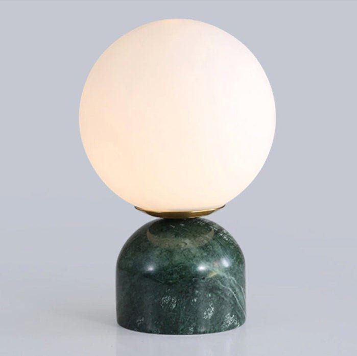 Dirella - Lampada da tavolo sferica in marmo contemporanea
