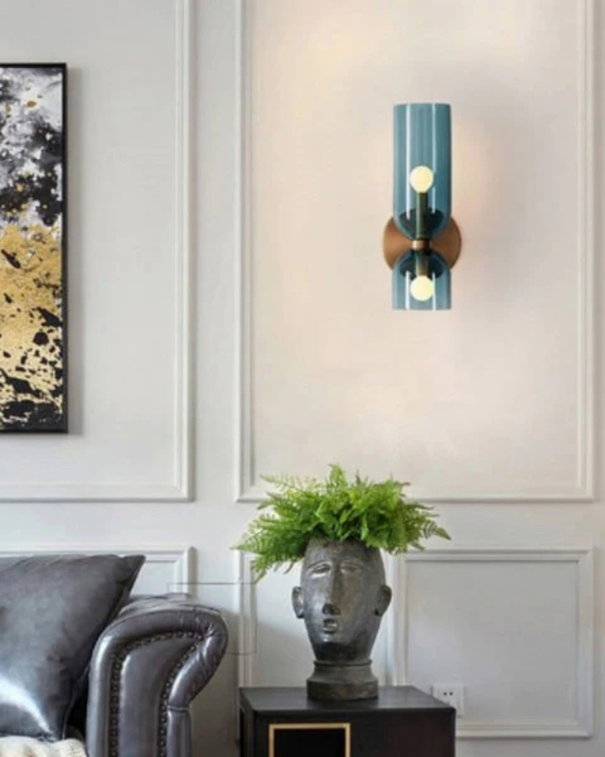 Eternellea – Modern Glass and Iron Wall Lamp