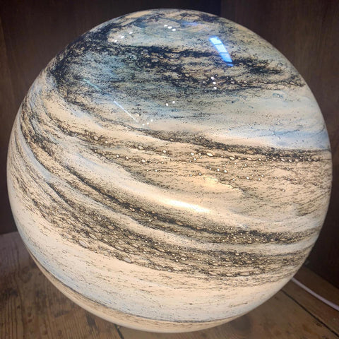 Lornad - Lampada da tavolo LED a sfera effetto vetro con motivo a spirale