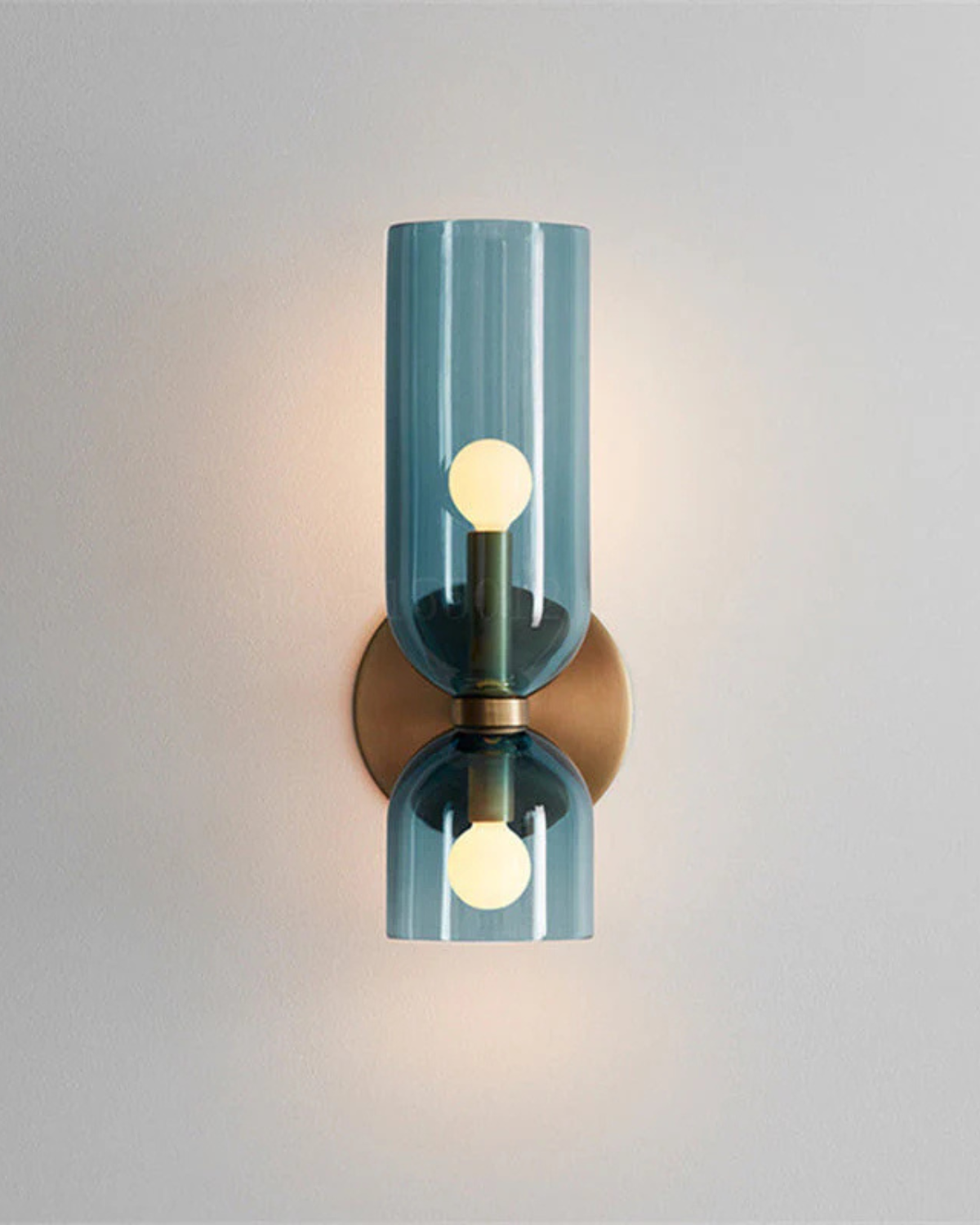 Eternellea – Modern Glass and Iron Wall Lamp