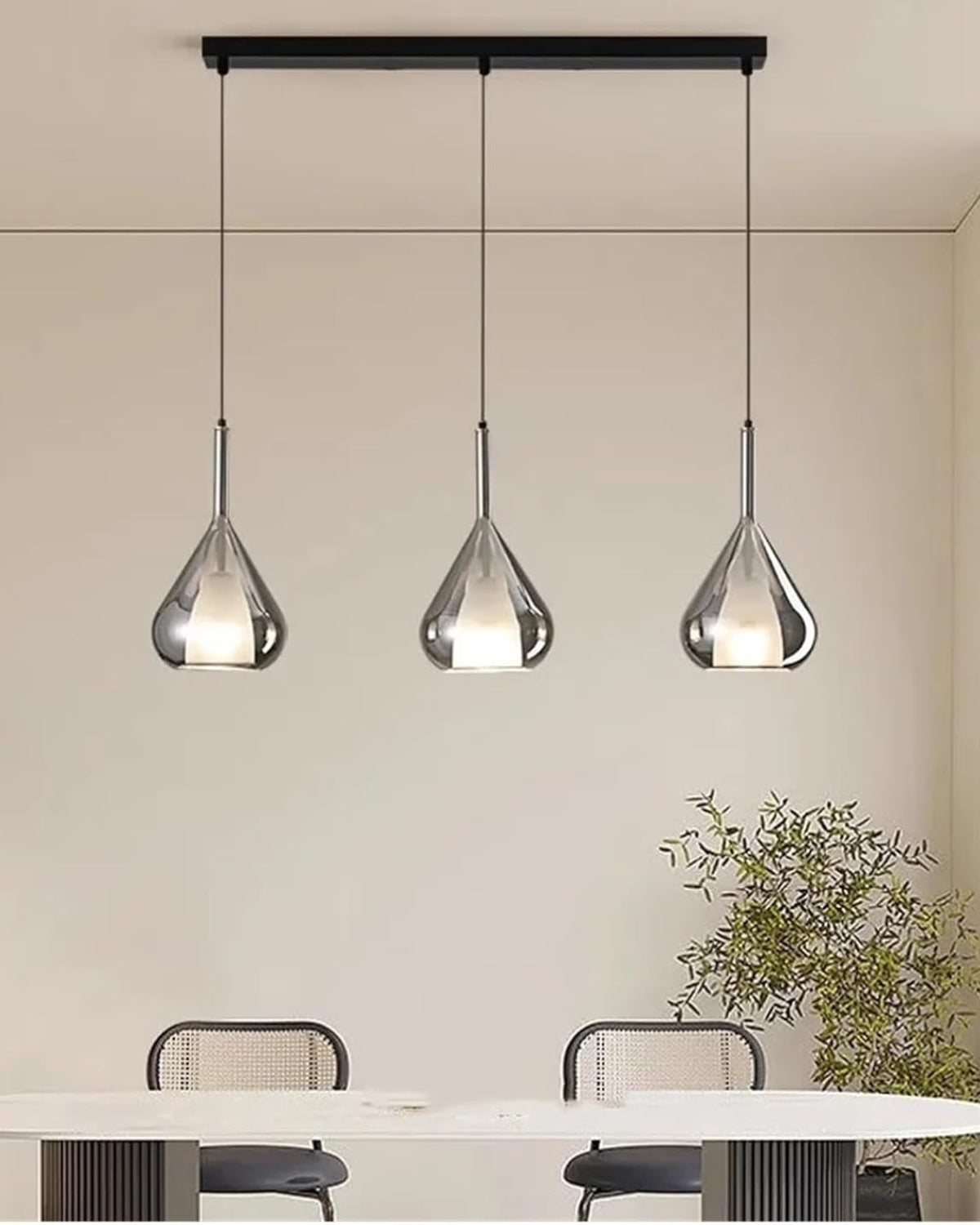 Orvalen - Kugleformet Lysende Vedhængslampe