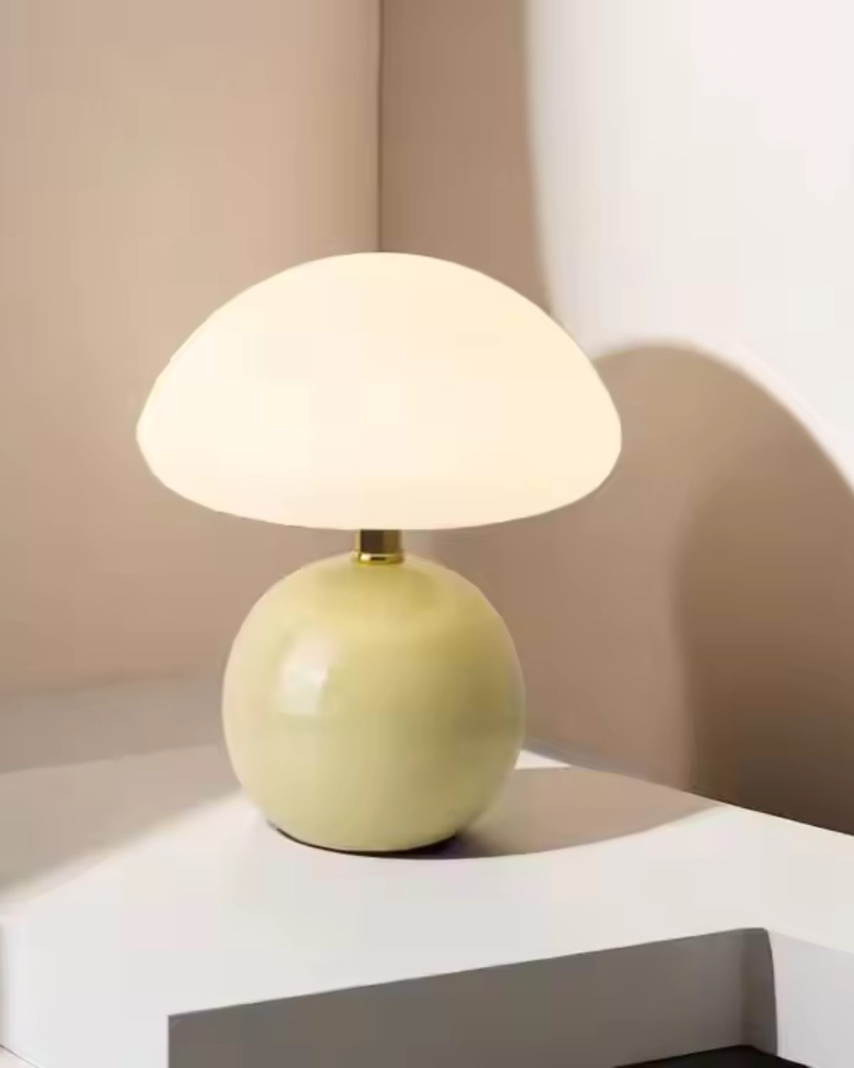 Orrynne – Lámpara de Mesa de Cerámica Elegante con Iluminación Ambiental Suave y Diseño Japandi