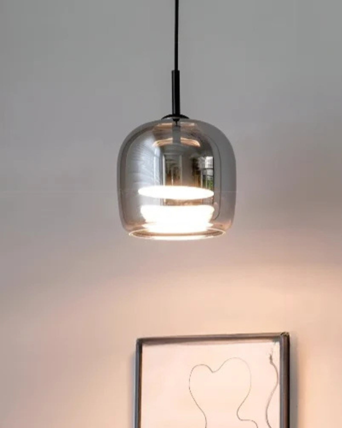 Cryven – Krystalický Stín Moderní Světlo