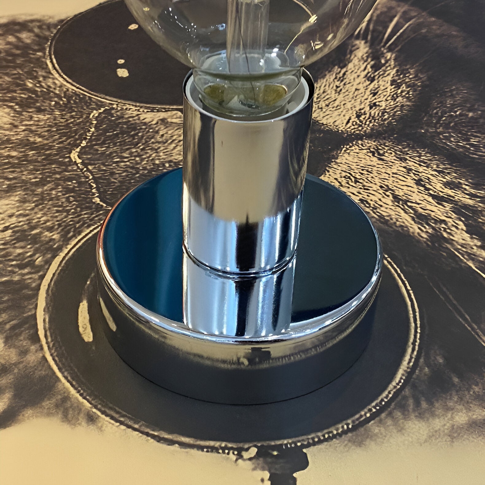 Bonnie retro železná kulatá skleněná nástěnná lampa