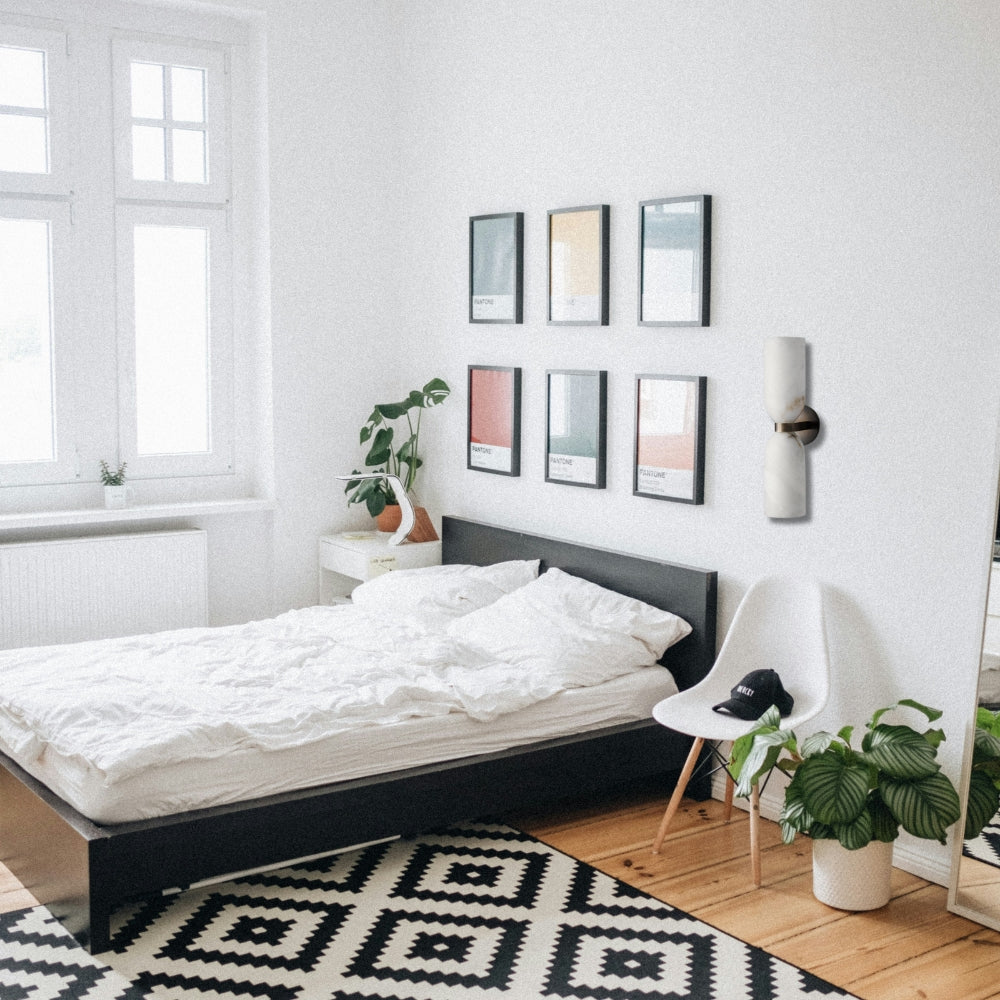 Montavelle – Linea Alabaster Minimalist Wall Lamp