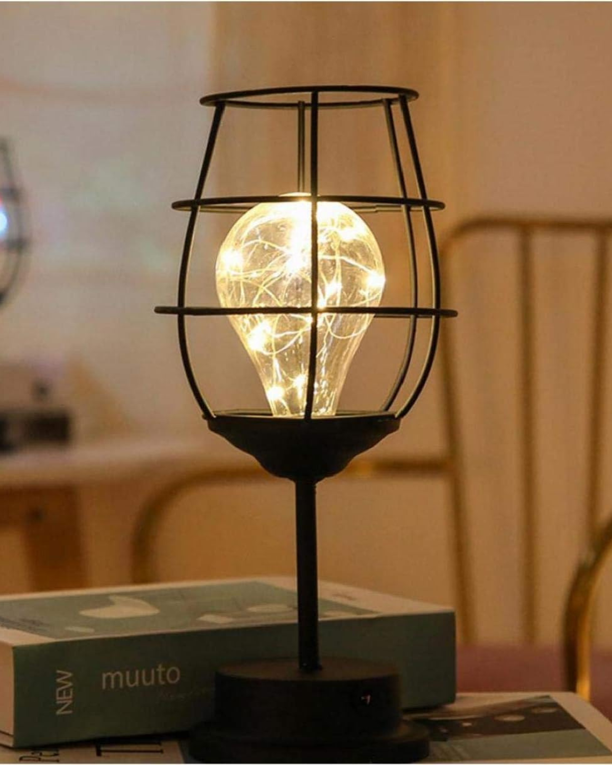 Noirvane – Lámpara de mesa con jaula negra minimalista