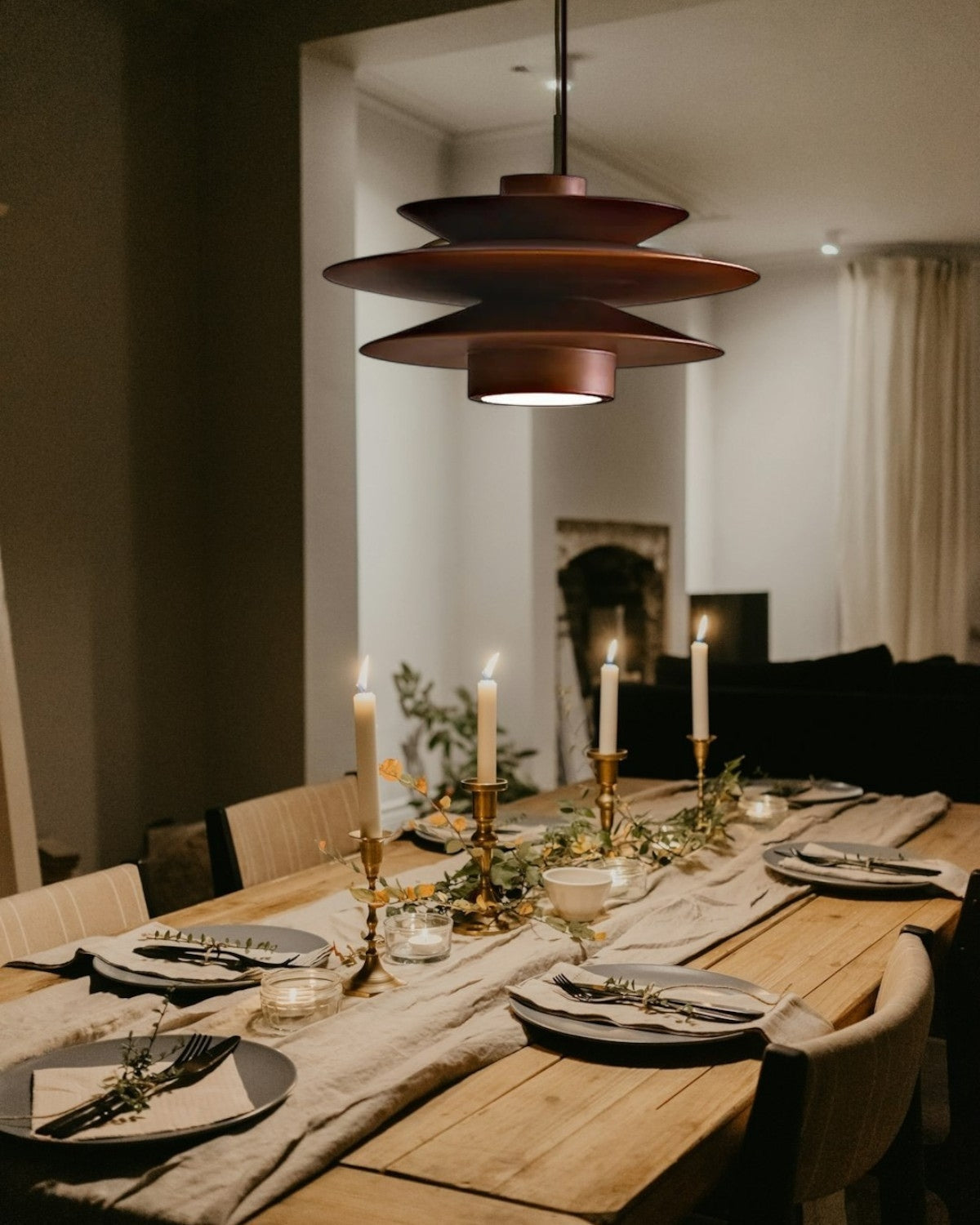 Zyraen – Elegant Lys Inspireret af Hvirvelvind