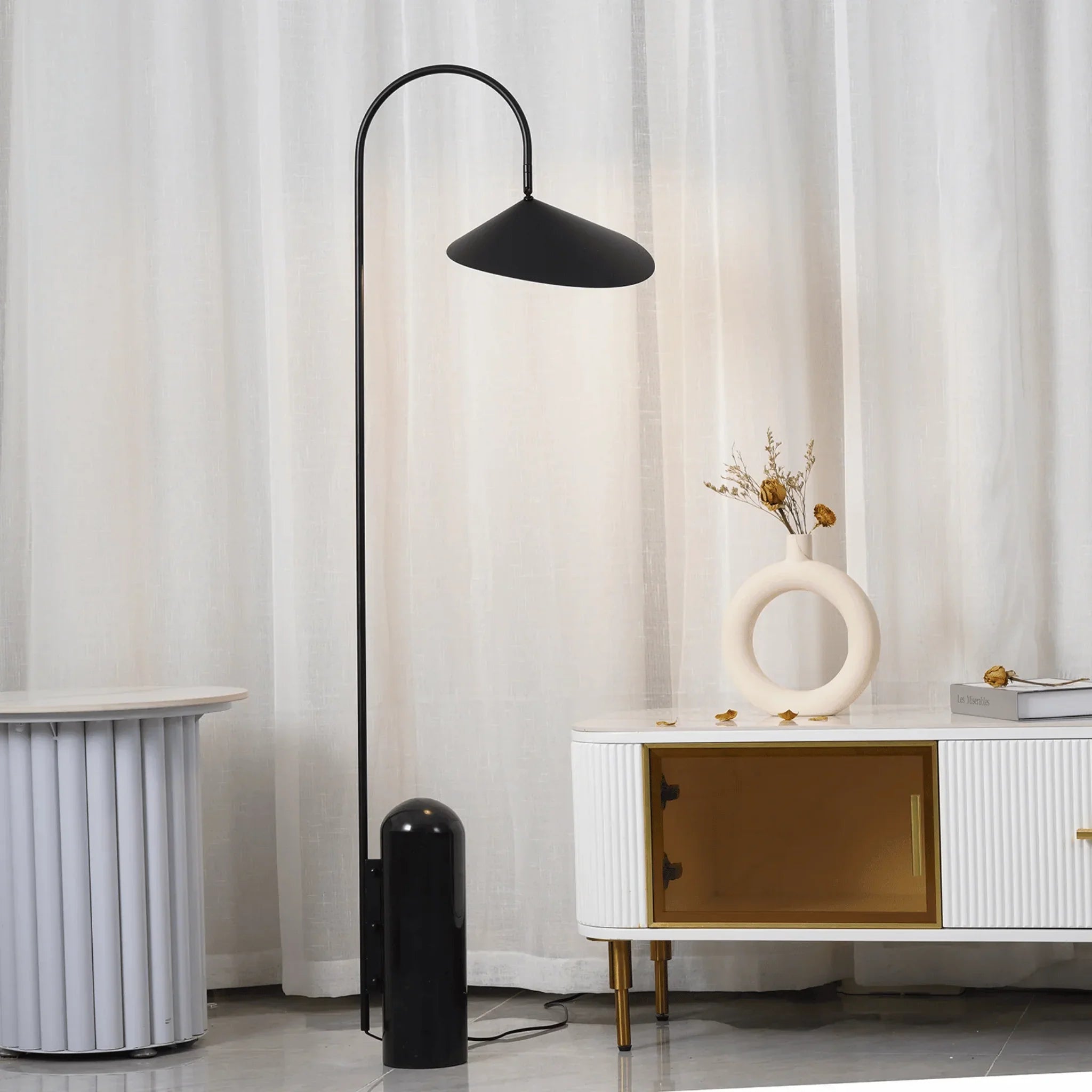 Arbelle – Lampada da terra elegante e contemporanea