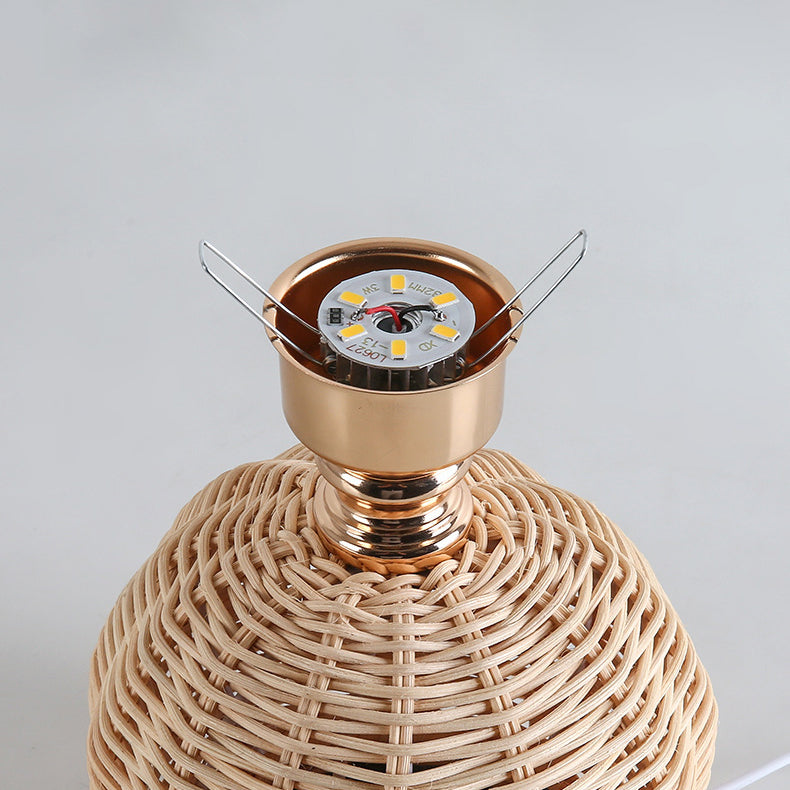 Aurevynn - Rattanstof Konisk LED Bordlampe