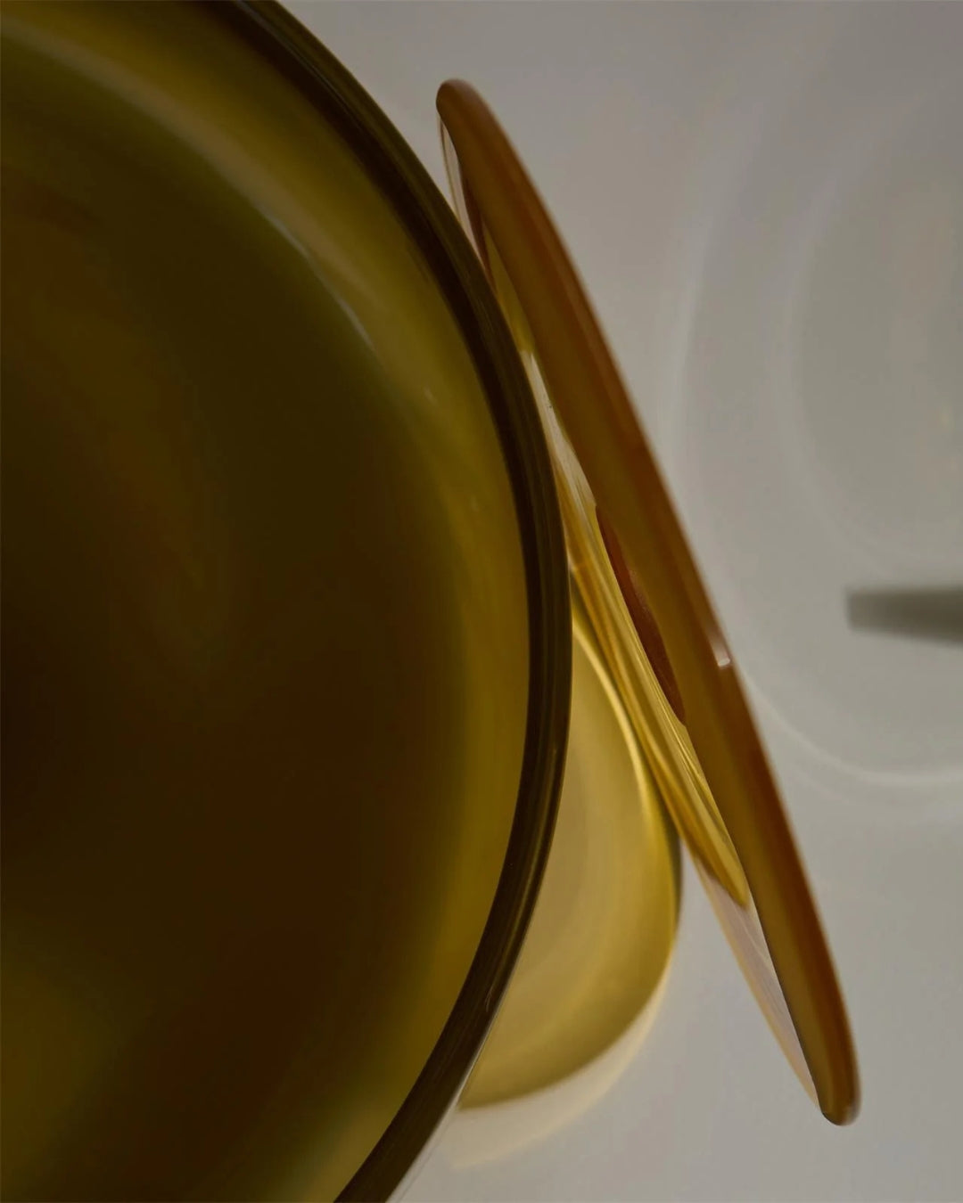 Solurein – Éclat Soleil Minimalist Ceiling and Wall Lamp with Warm Glow