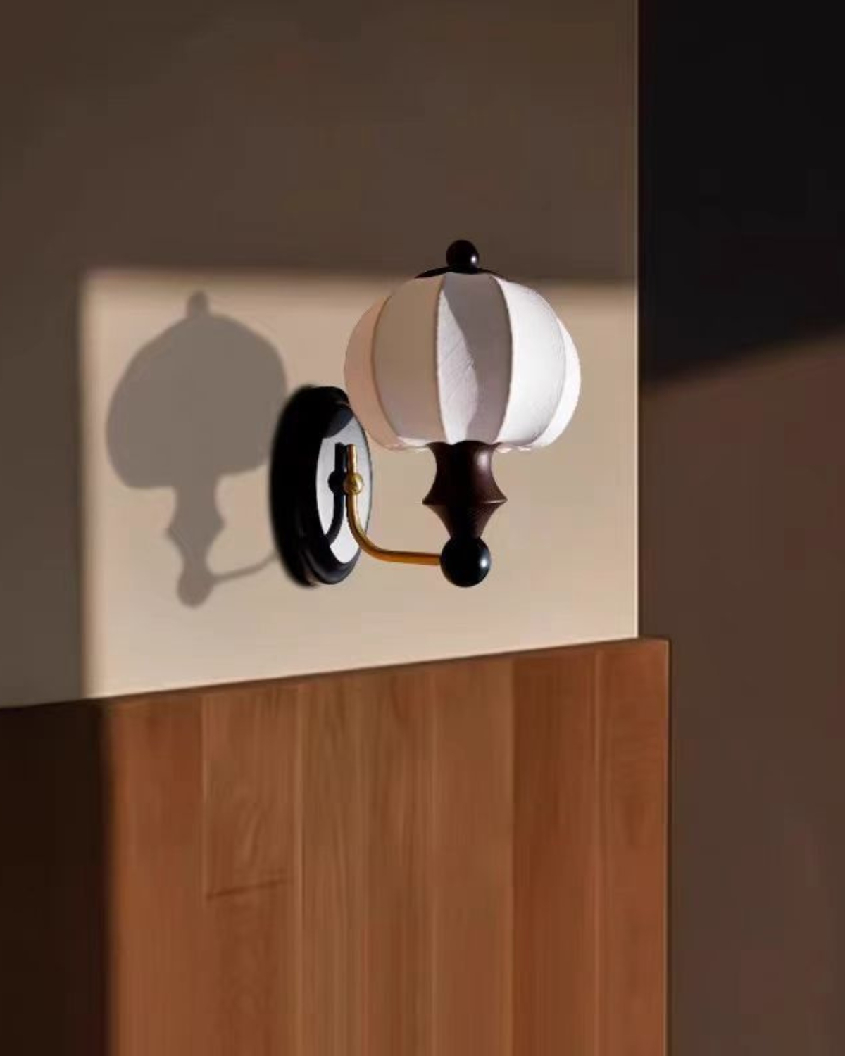 Verelune – Le Verel Inspireret Væglampe