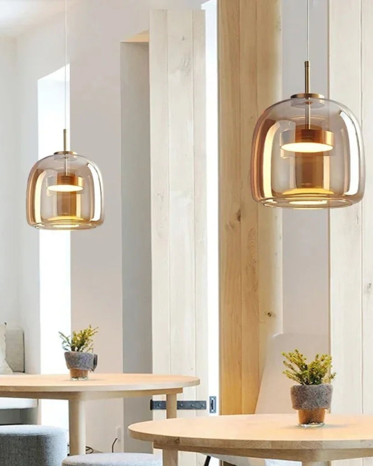 Cryven – Krystalický Stín Moderní Světlo