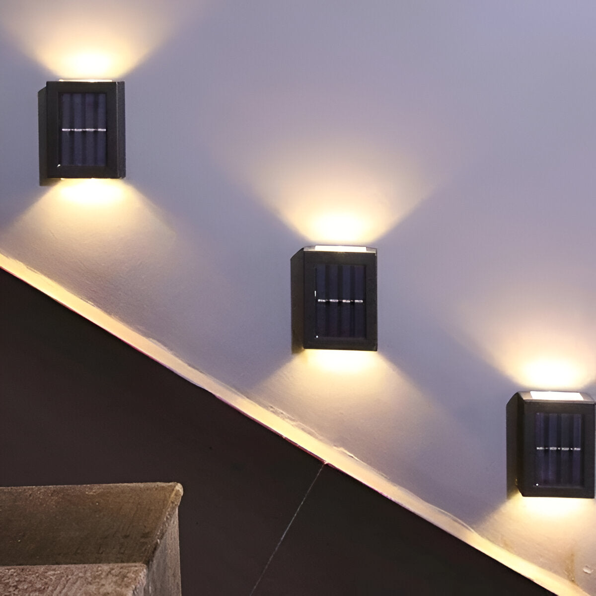 Solvix - Solární venkovní nástěnné světlo LED, vodotěsné IP65, s možností nastavení směru nahoru a dolů