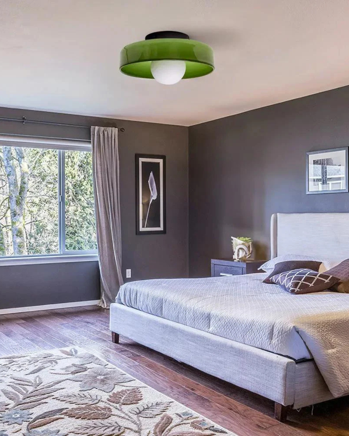 Alluryn – Modern üveg- és vaskarikás fali lámpa meleg fénnyel és egyszerű, letisztult formatervezéssel Ø25cm