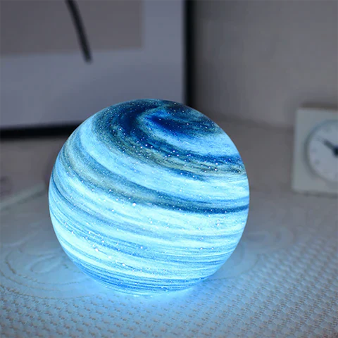 Lornad - Lampada da tavolo LED a sfera effetto vetro con motivo a spirale