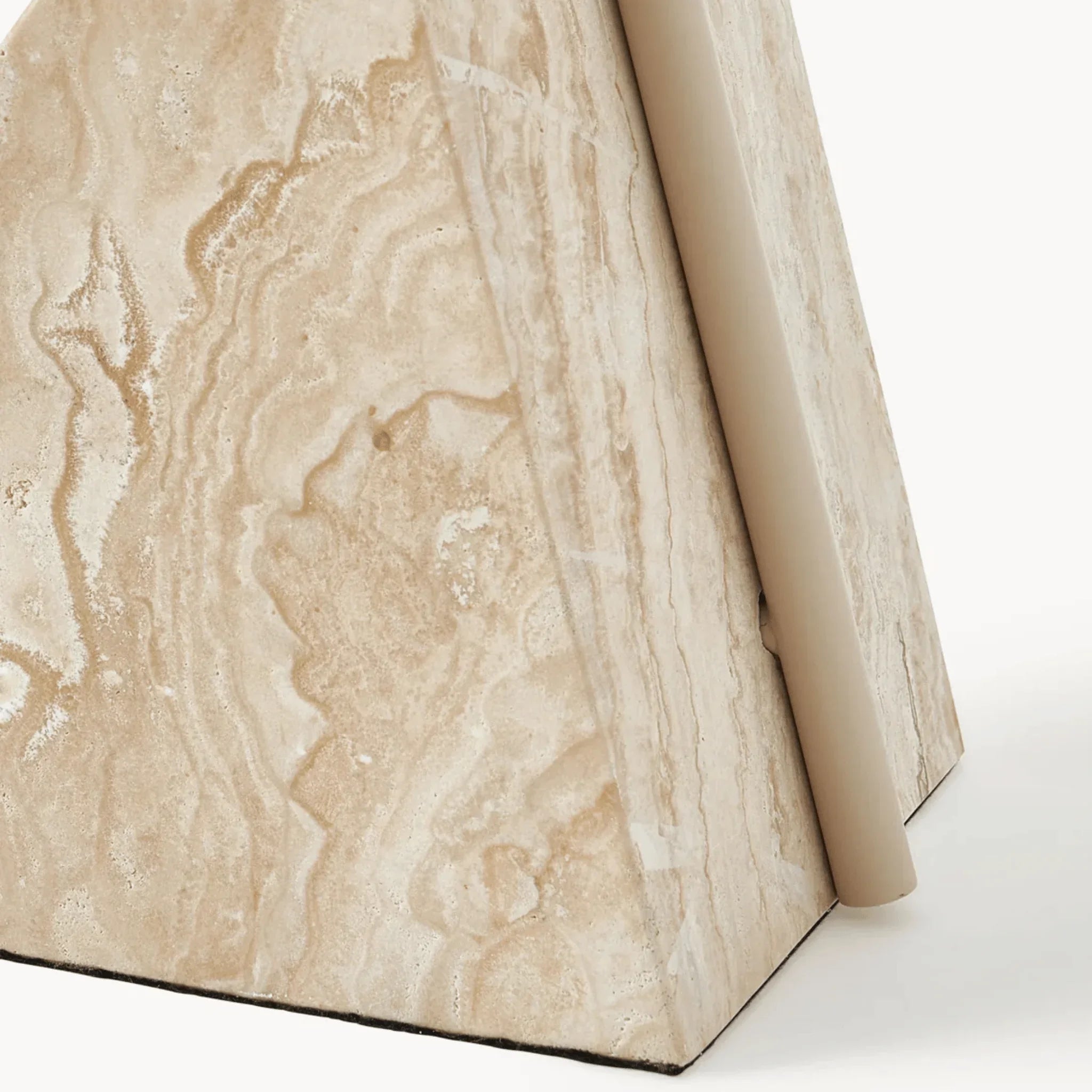 Avenor – Gulvlampe