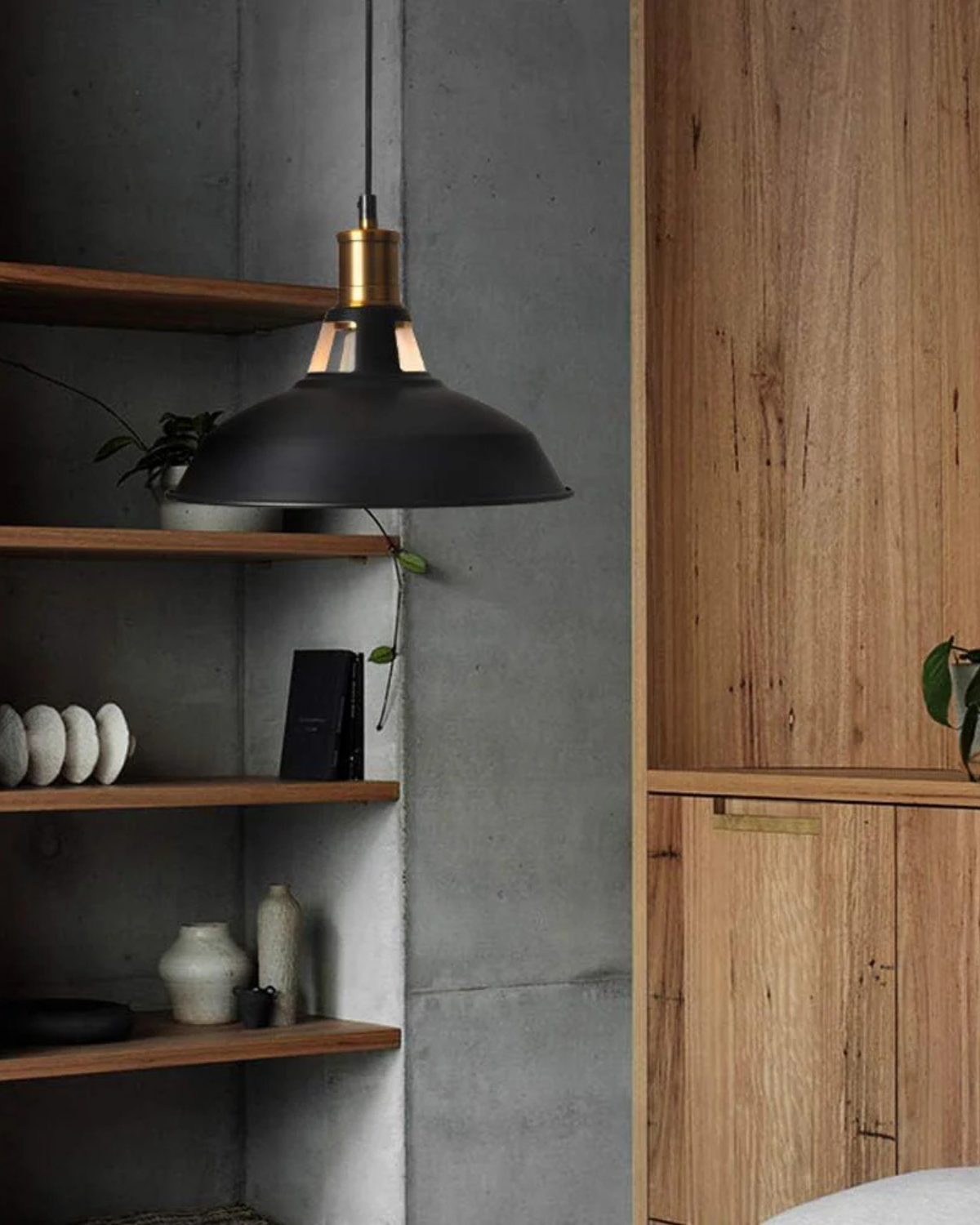 Solvenne – Luce Moderna Ispirata alle Paludi