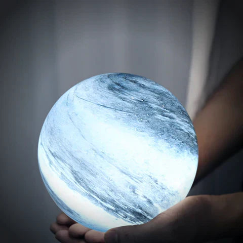 Lornad - Lampada da tavolo LED a sfera effetto vetro con motivo a spirale