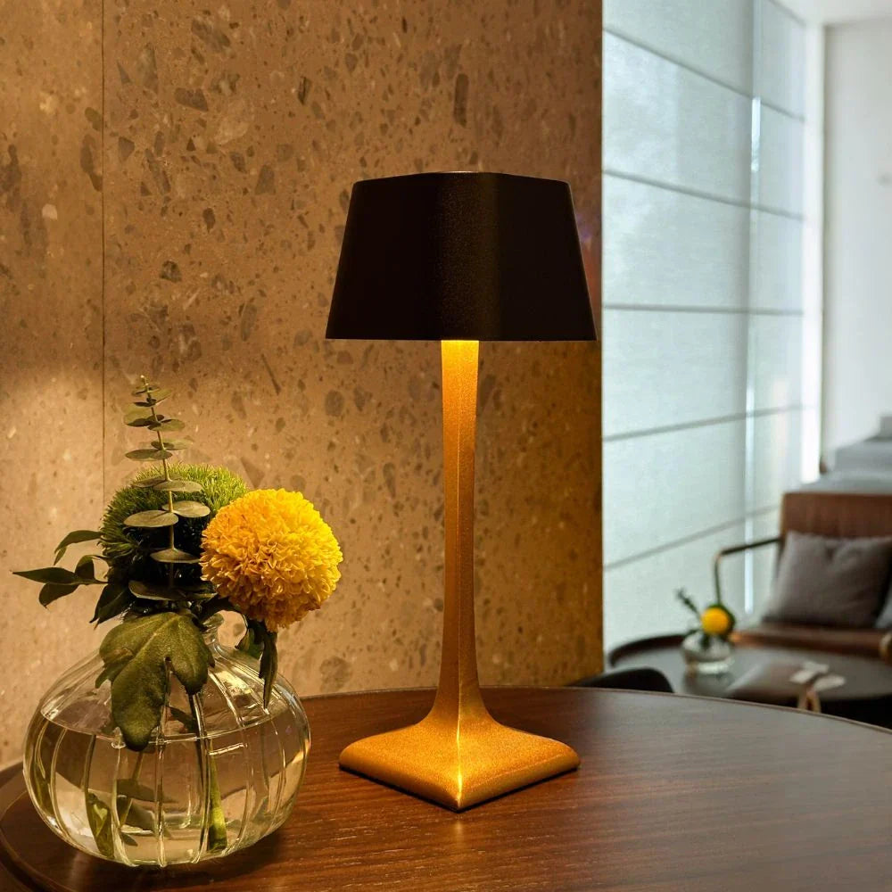 Vireonn - Klassisk Lang Vandtæt Indendørs Bordlampe