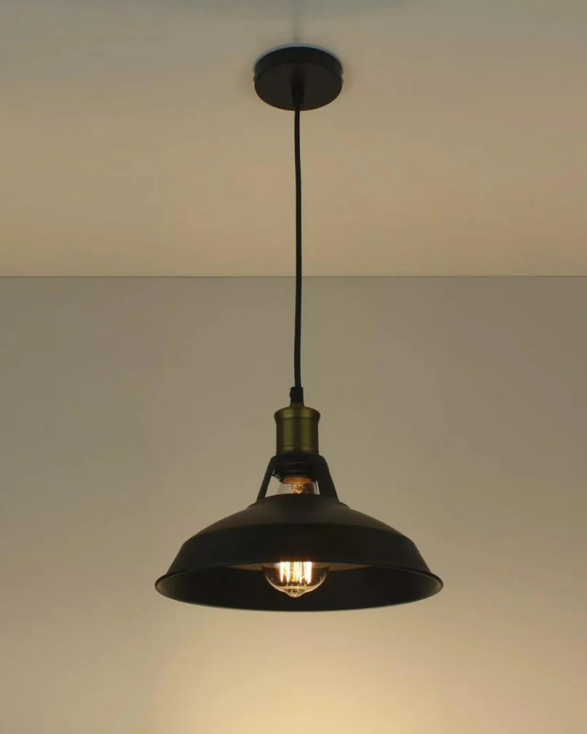 Solvenne – Luce Moderna Ispirata alle Paludi