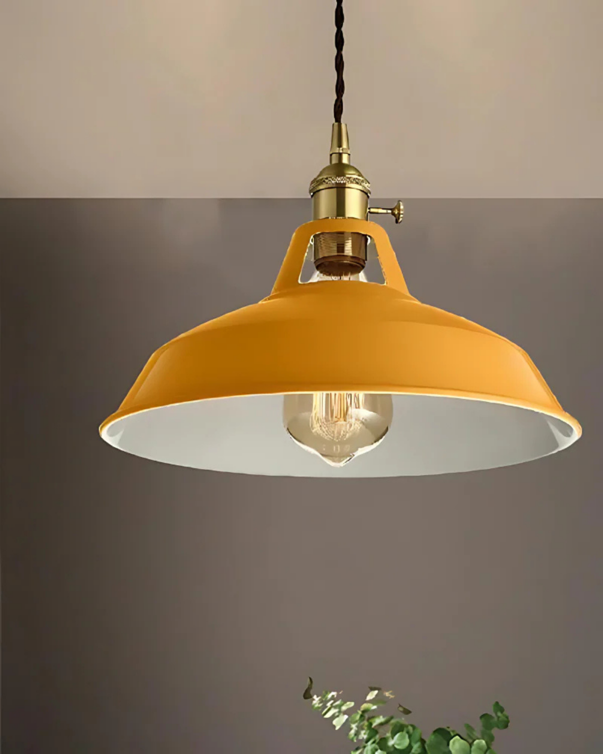 Solvenne – Luce Moderna Ispirata alle Paludi