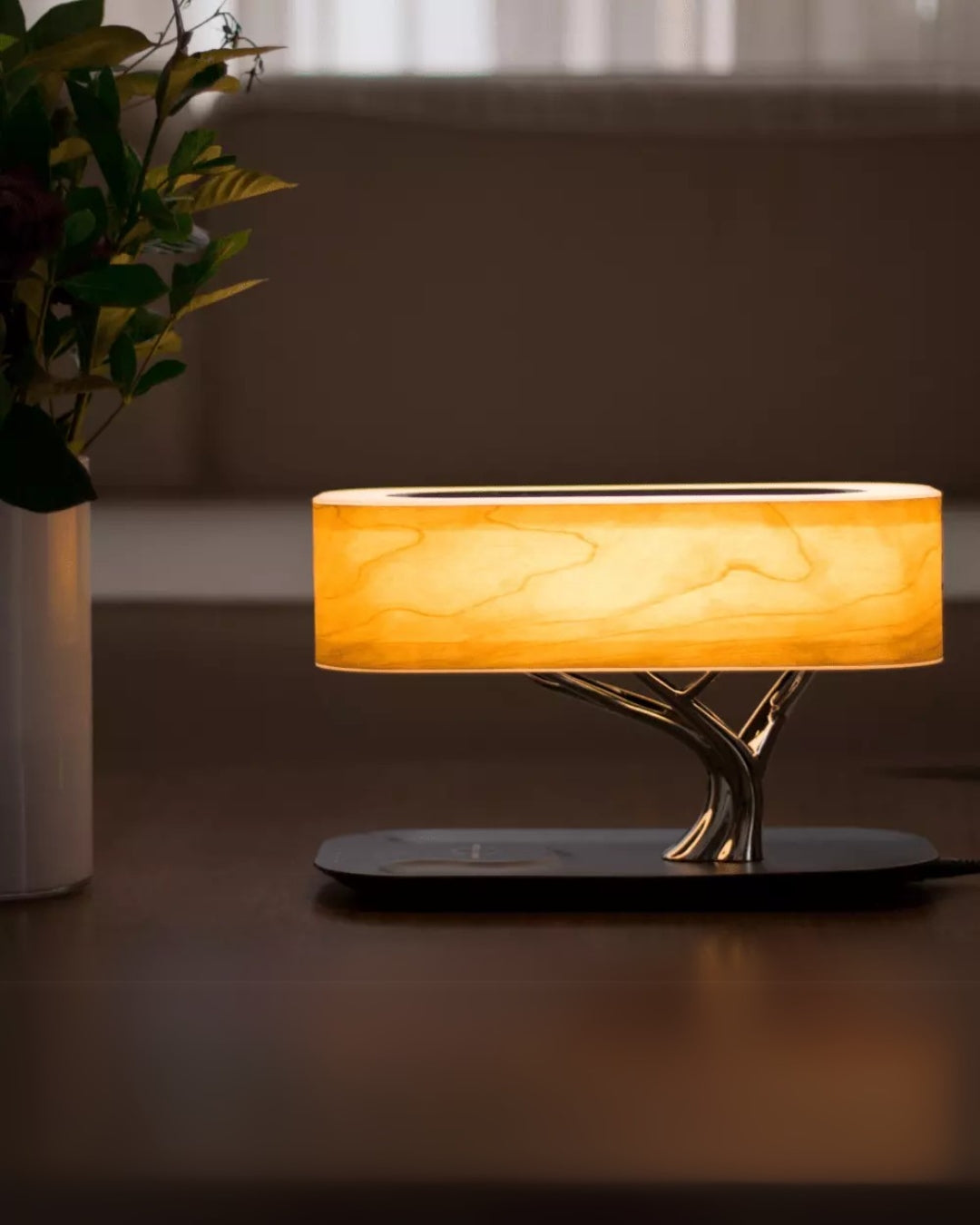 Sylvarein – Lampe de table inspirée des arbres avec charge sans fil et gradation tactile