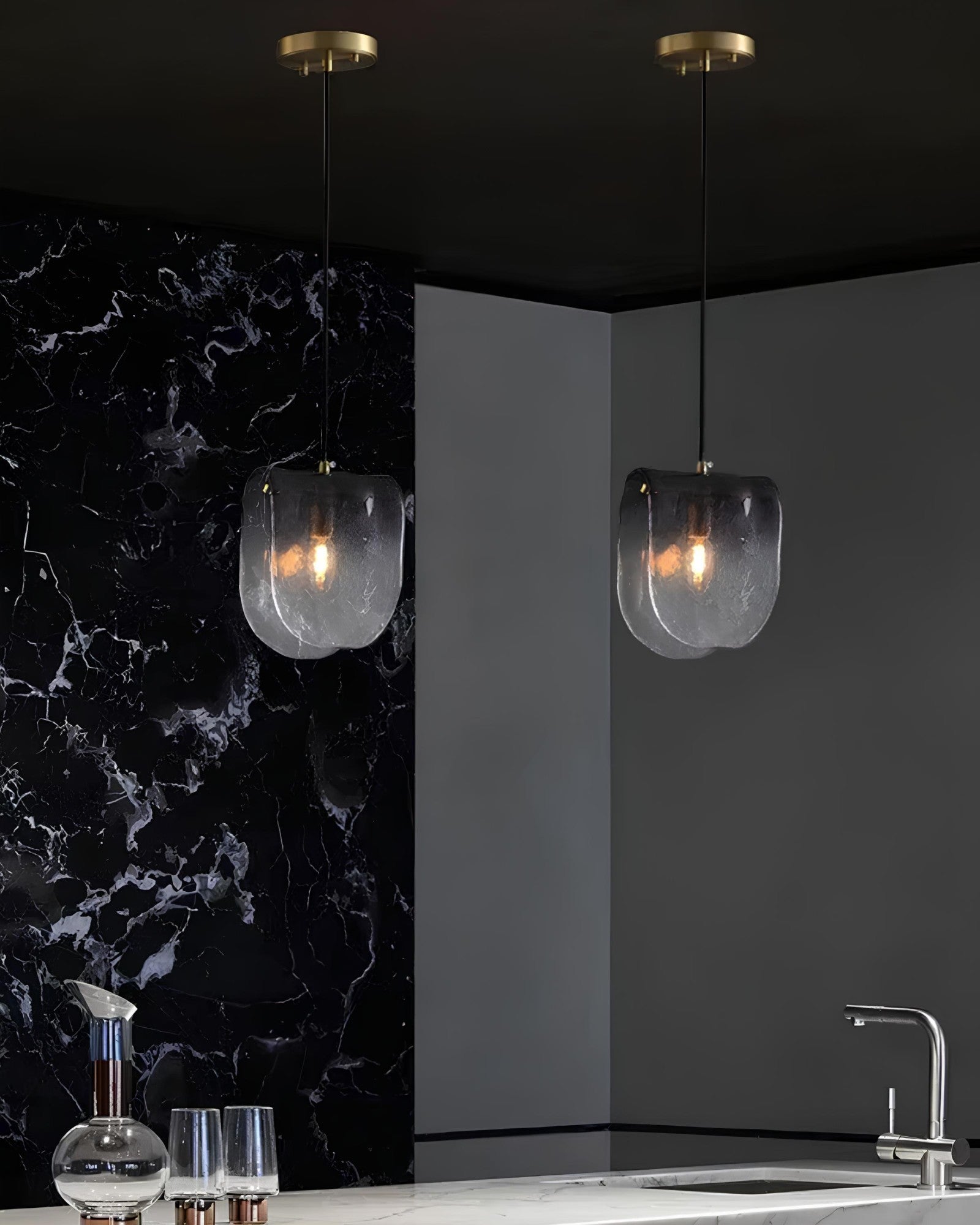 Elyvon – Lebegő Üveg Modern Lámpa