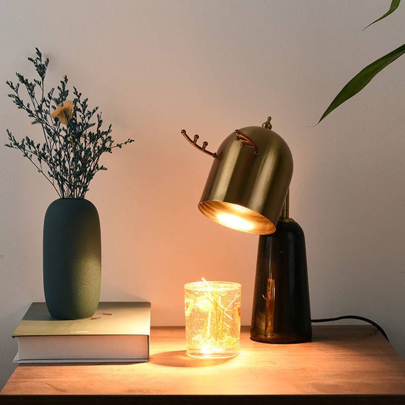 Vaelric - Északi Szarvasagancs Vas Márvány Olvadó Viasz Asztali Lámpa