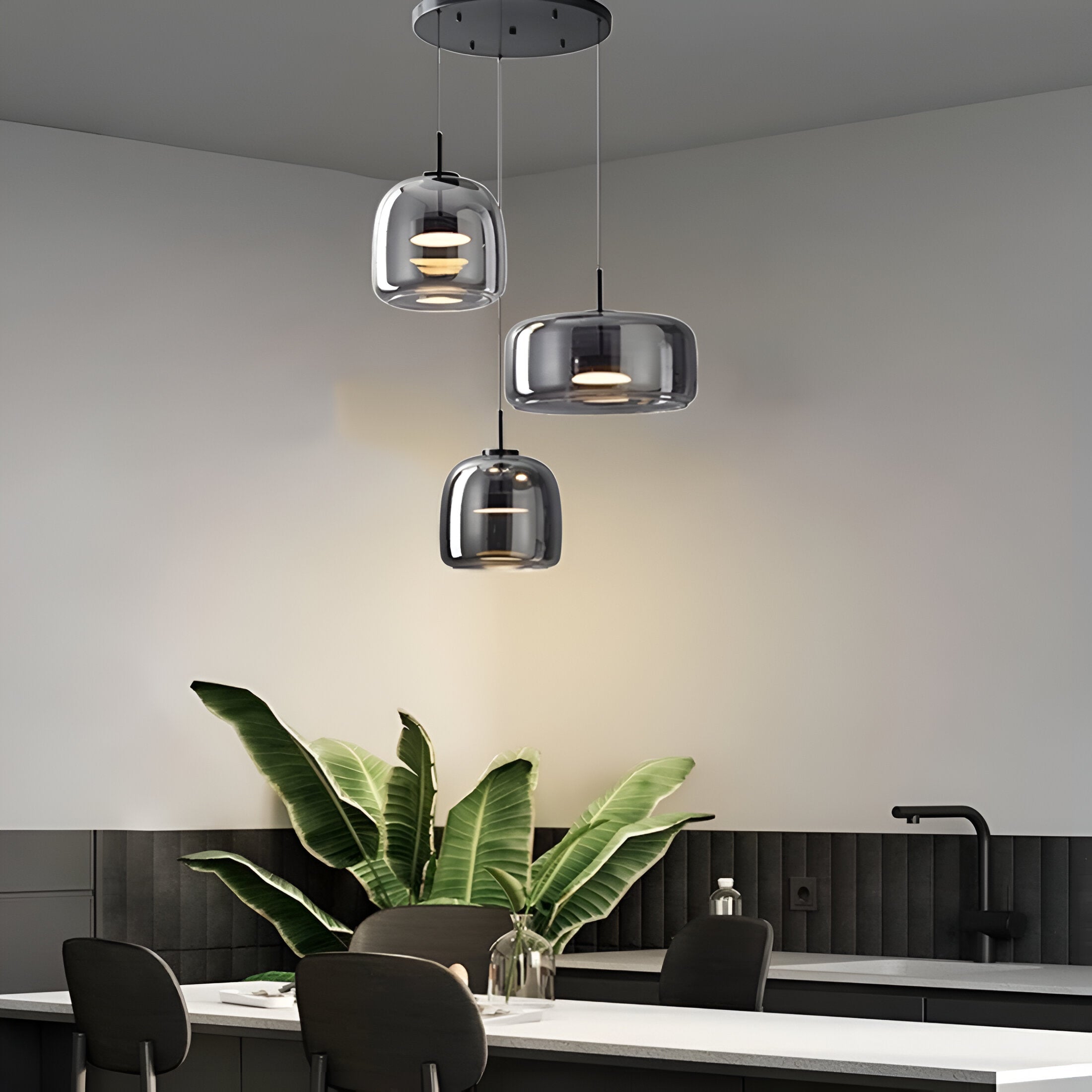 Vetrail - Retro Modern Glass LED Pendant Light