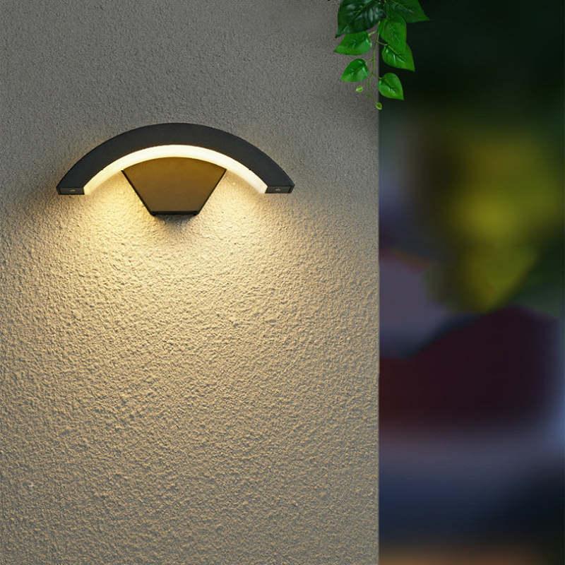 Nyvren - Nordic Outdoor Wall Lamp