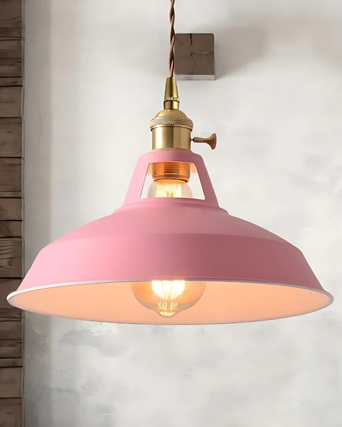 Solvenne – Luce Moderna Ispirata alle Paludi