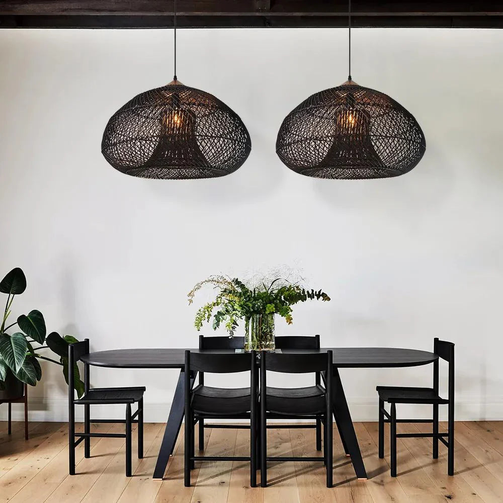 Mira – Ručně vyrobené závěsné světlo z ratanu ve stylu Japandi