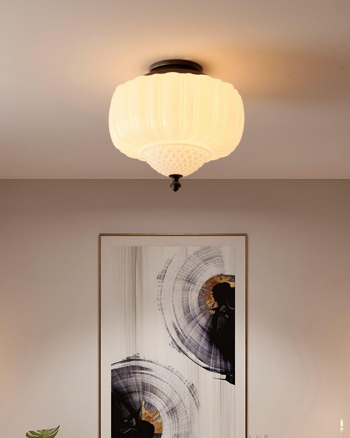 Bourgelle – Megvilágított, bimbóra emlékeztető szobrászati mennyezeti lámpa