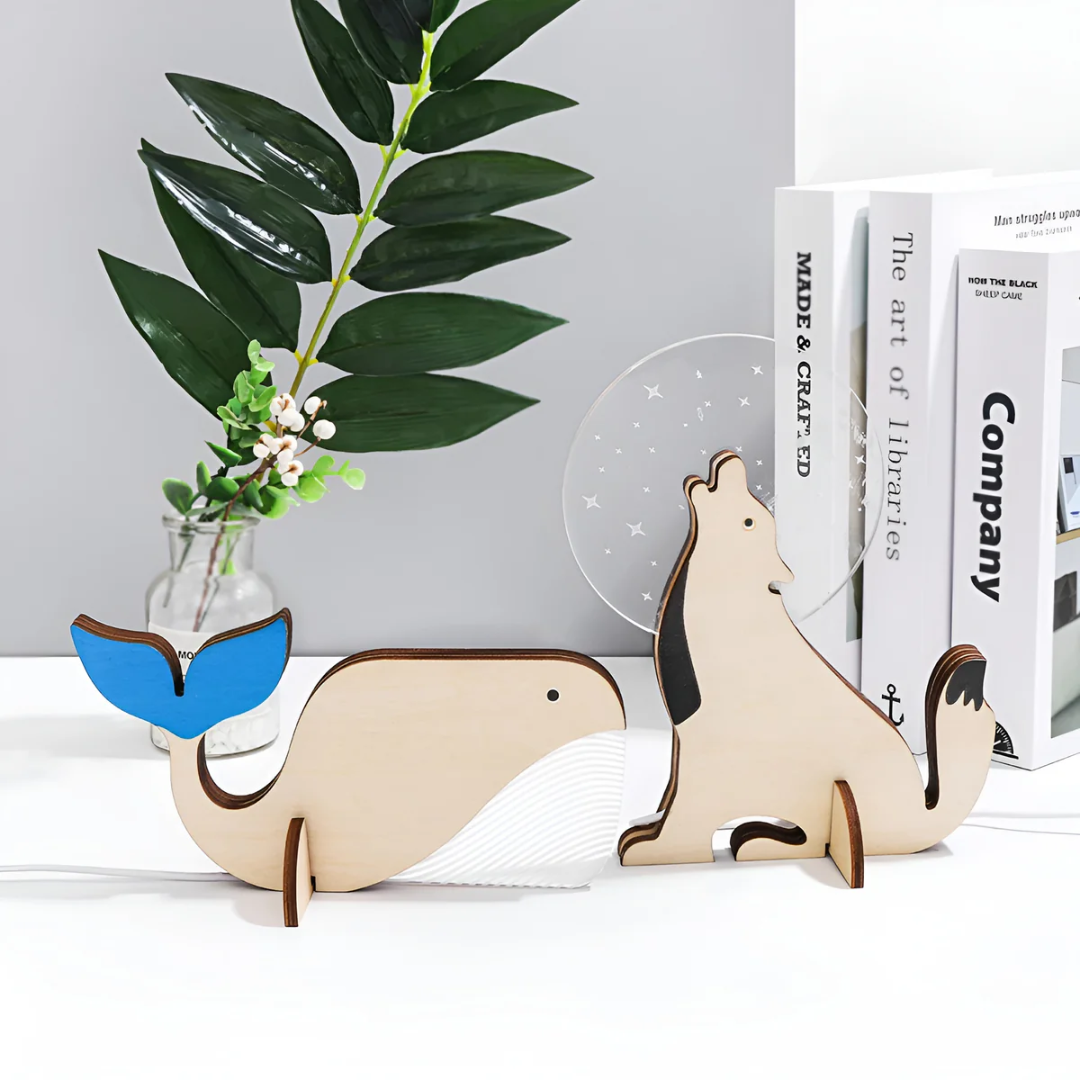 Novian – Lampada da tavolo LED con animale in legno nordico, 1 luce