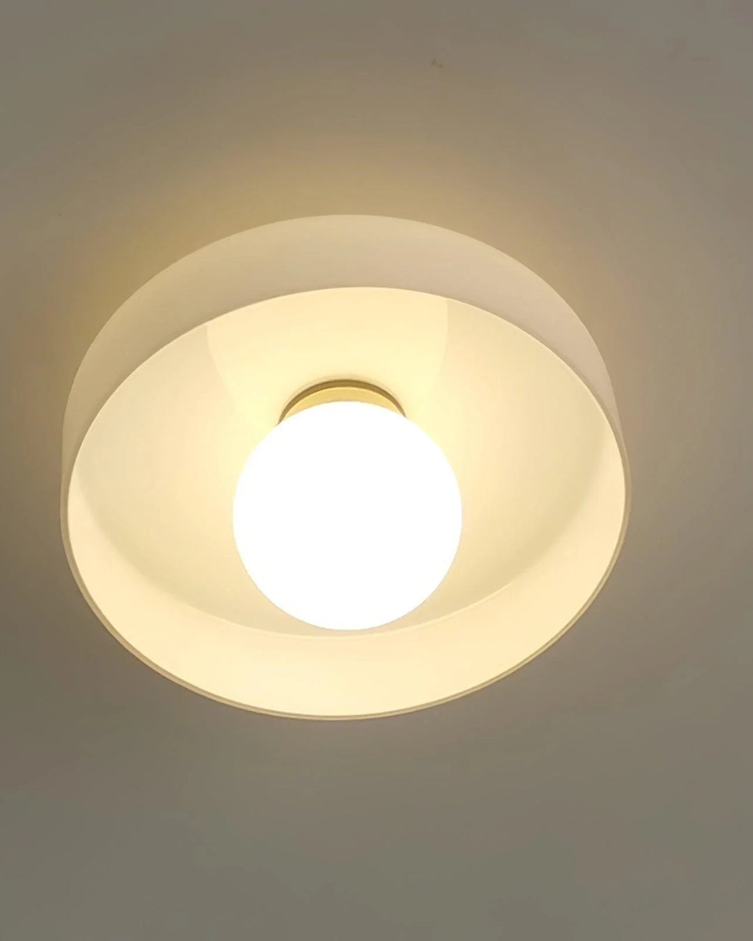 Solurein – Éclat Soleil Minimalist Ceiling and Wall Lamp with Warm Glow