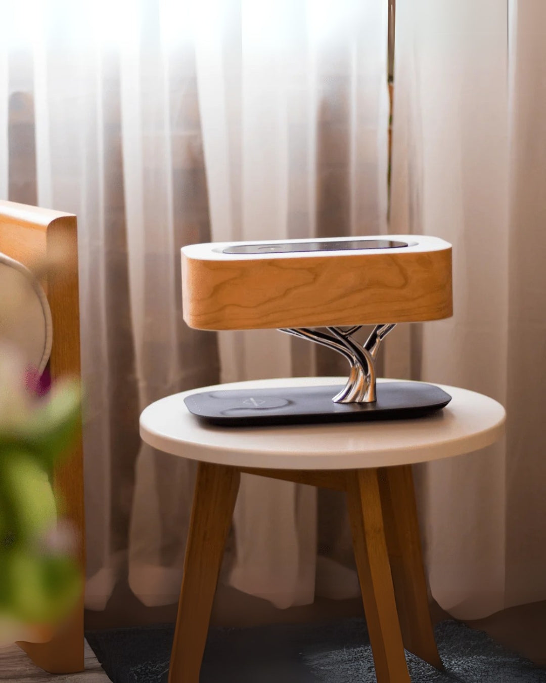 Sylvarein – Lampe de table inspirée des arbres avec charge sans fil et gradation tactile