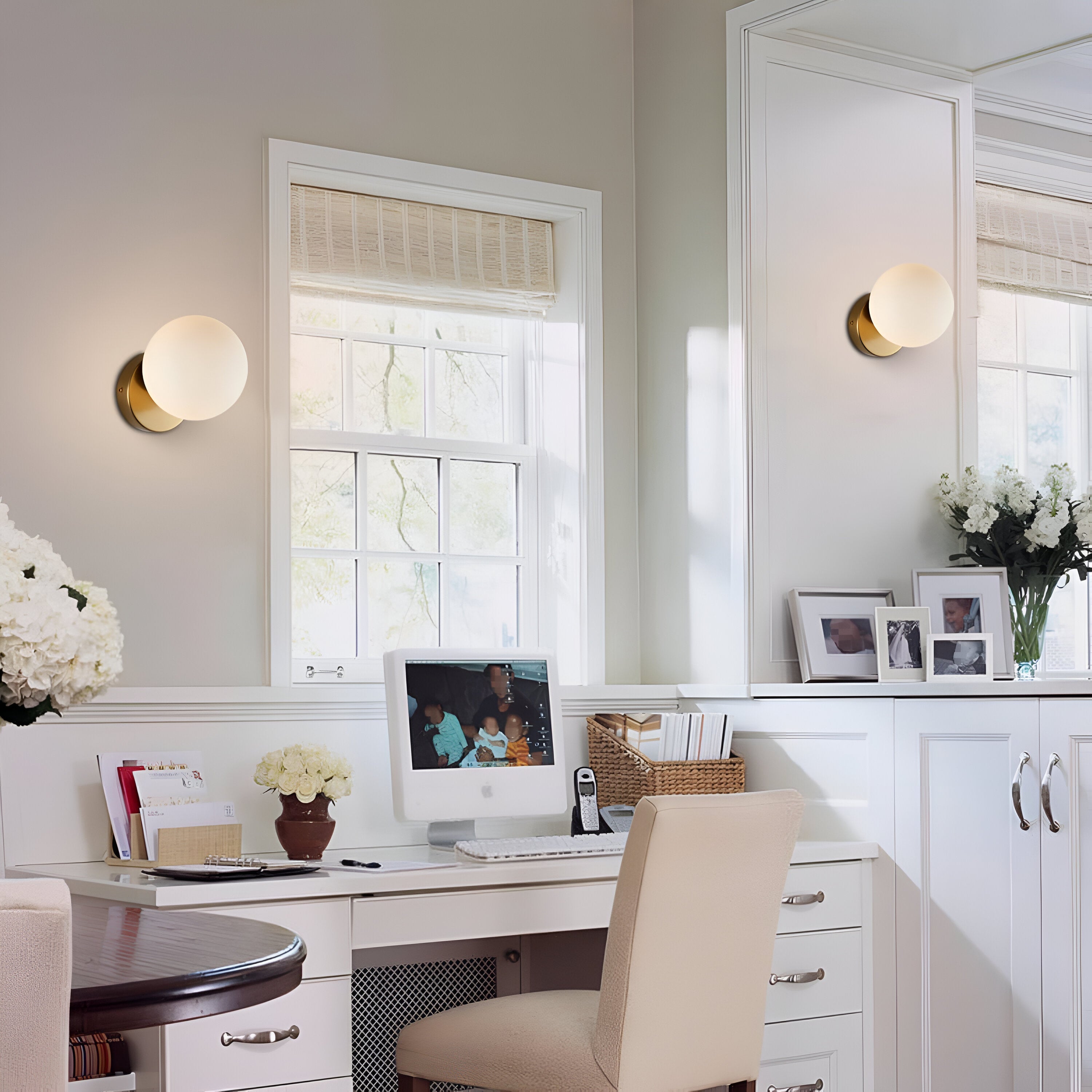 Ariavine – Nordic Glass Shade Wall Light