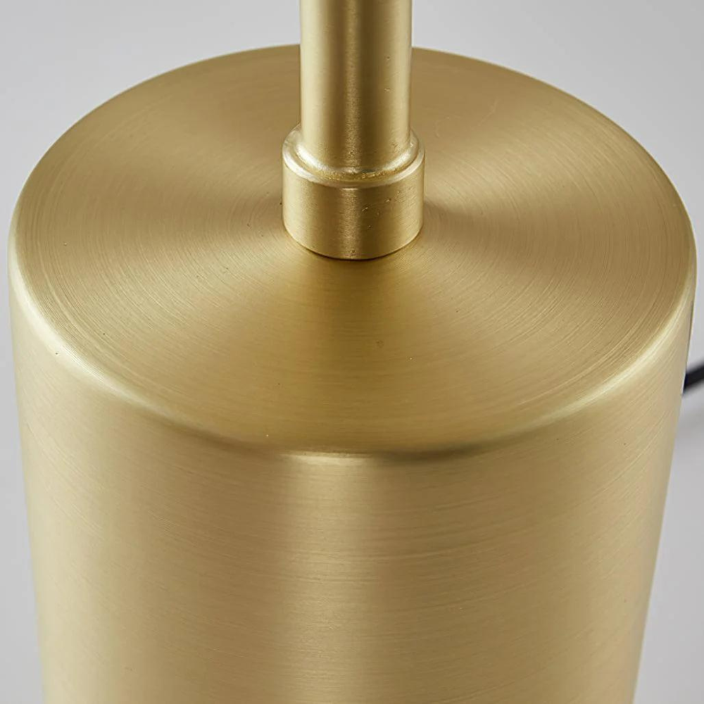 Zaphyrel – Safirens strålende spejling