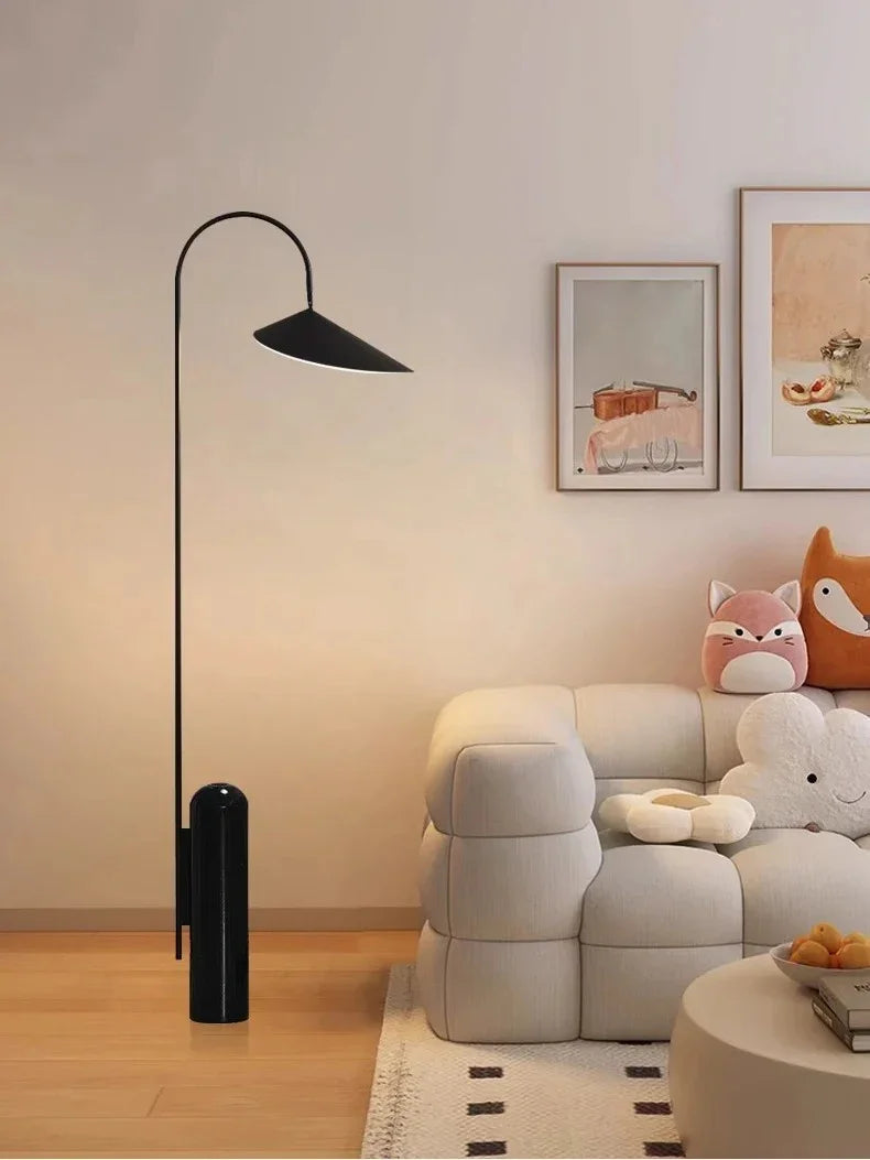 Arbelle – Lampada da terra elegante e contemporanea