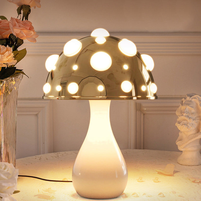 Lunvera - Contemporary Creative Mushroom LED Table Lamp