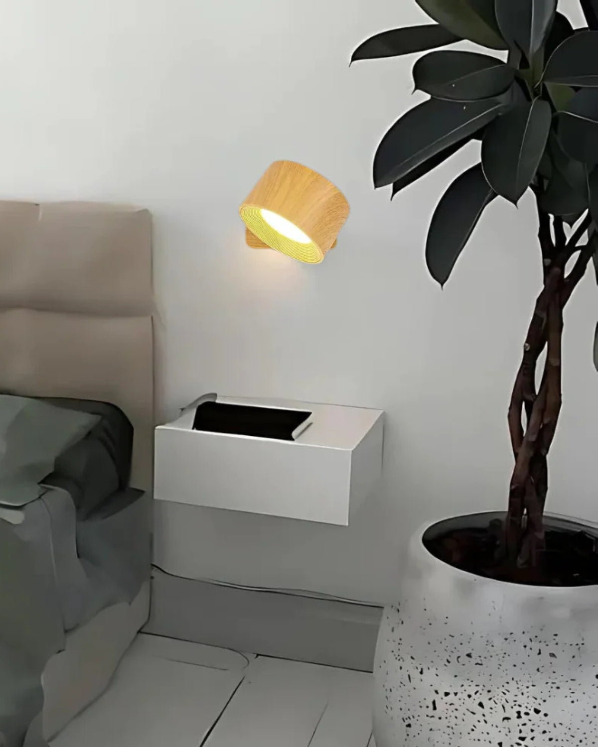 Noctivelle – Lampada da parete ispirata all'opulenza notturna