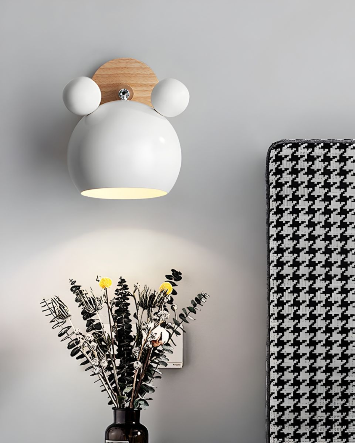 Escavelle – Lámpara de Pared Inspirada en L’Escapade Joyeuse