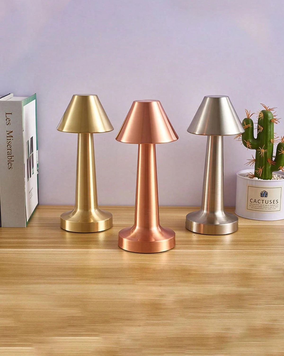 Elarayne - Tidløs Bordlampe med Lys