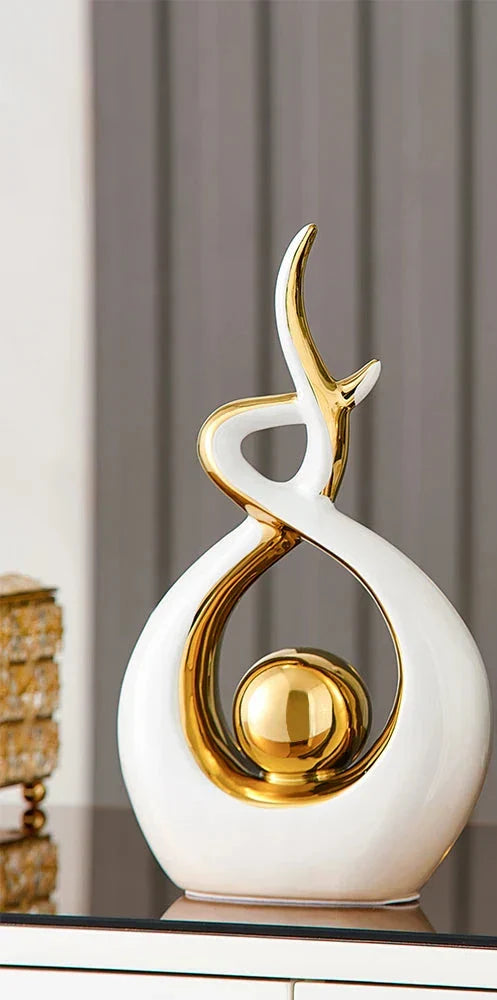 Aubelia – Ceramic Abstract Sculpture with Gold Accents