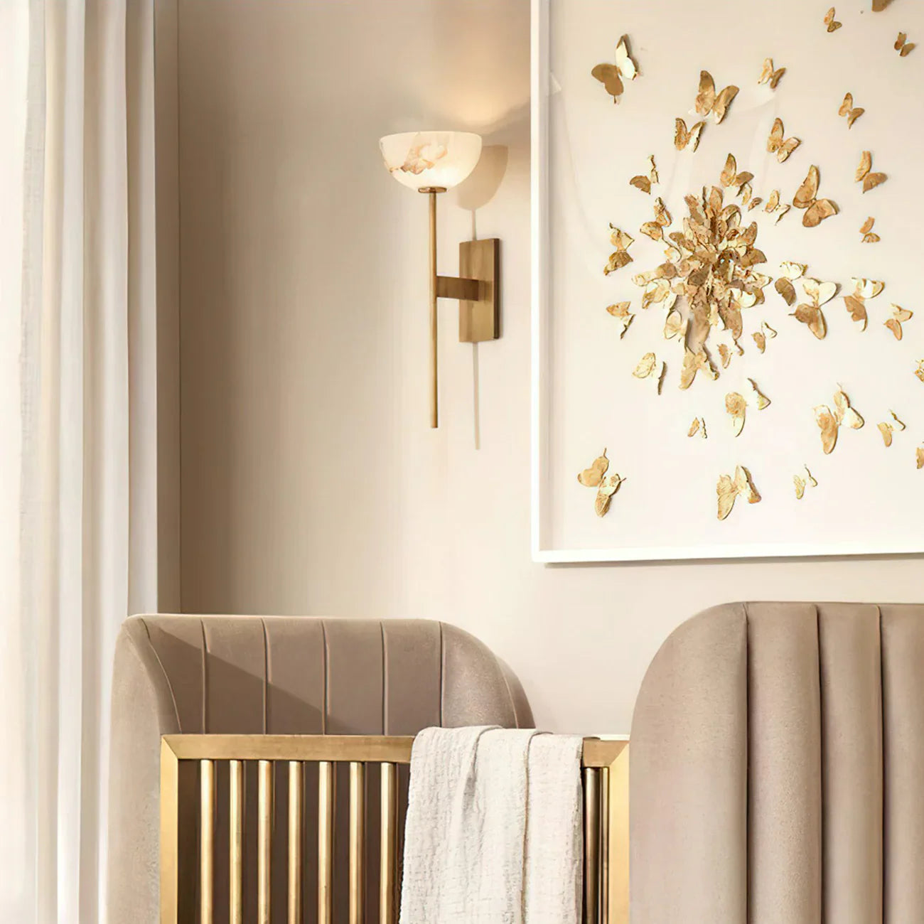 Cuphera – Alabasterkop Minimalistisk Væglampe