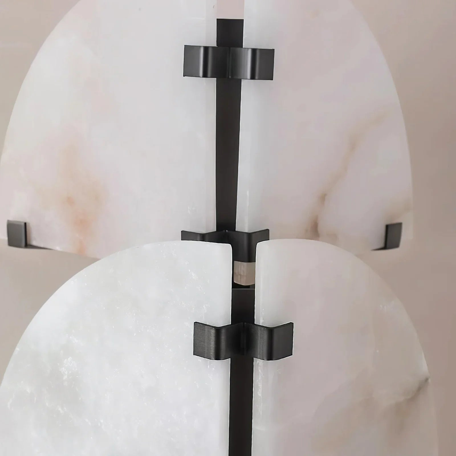 Dionelle – Lámpara de pared moderna de metal alabastro