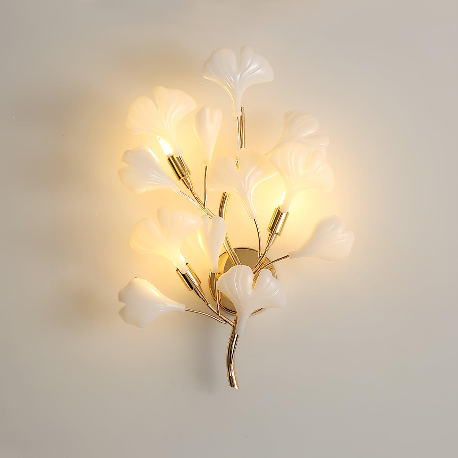 Ginkavelle – Ceramic Ginkgo Leaf Wall Light