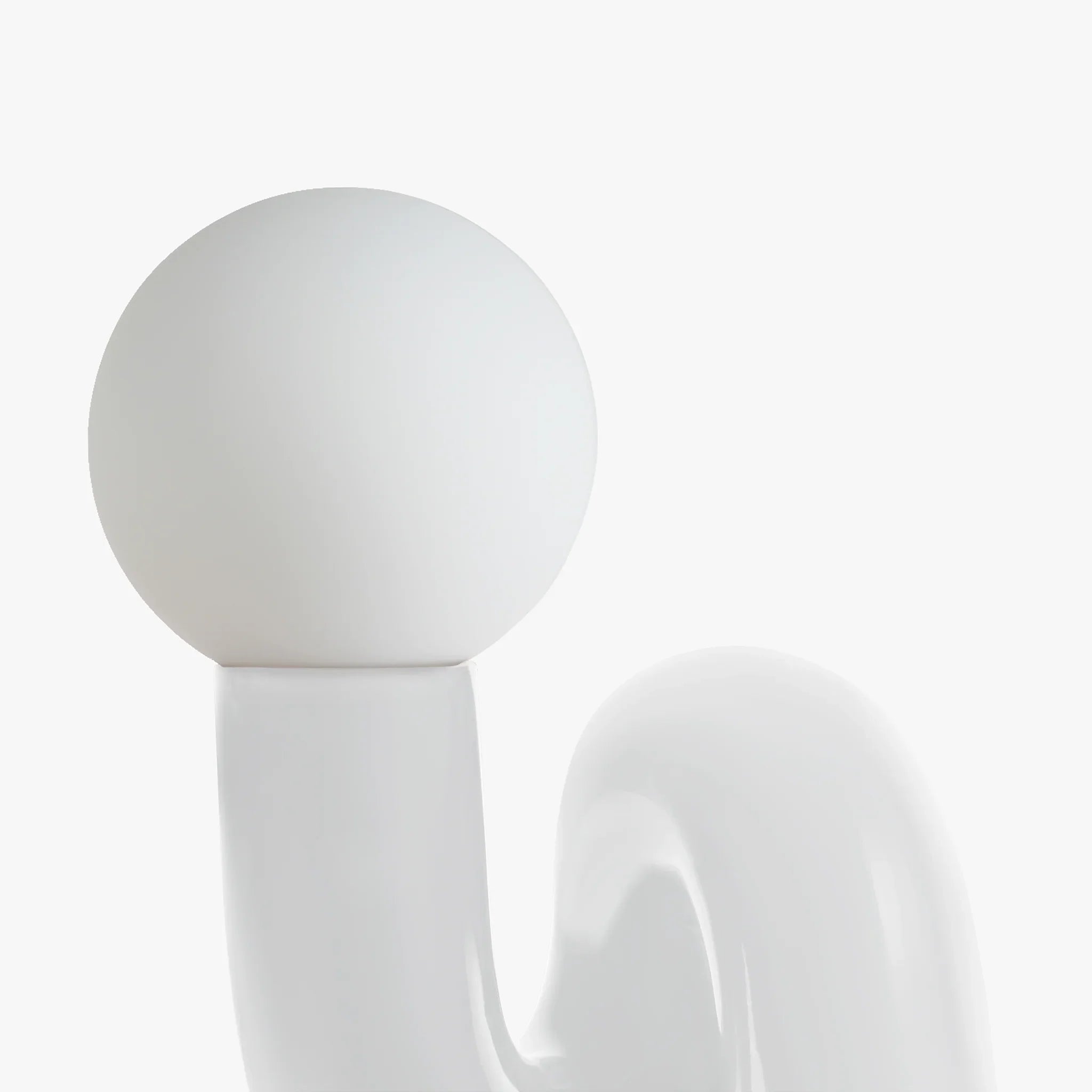 Novella – Sculpted Base Ambient Table Lamp
