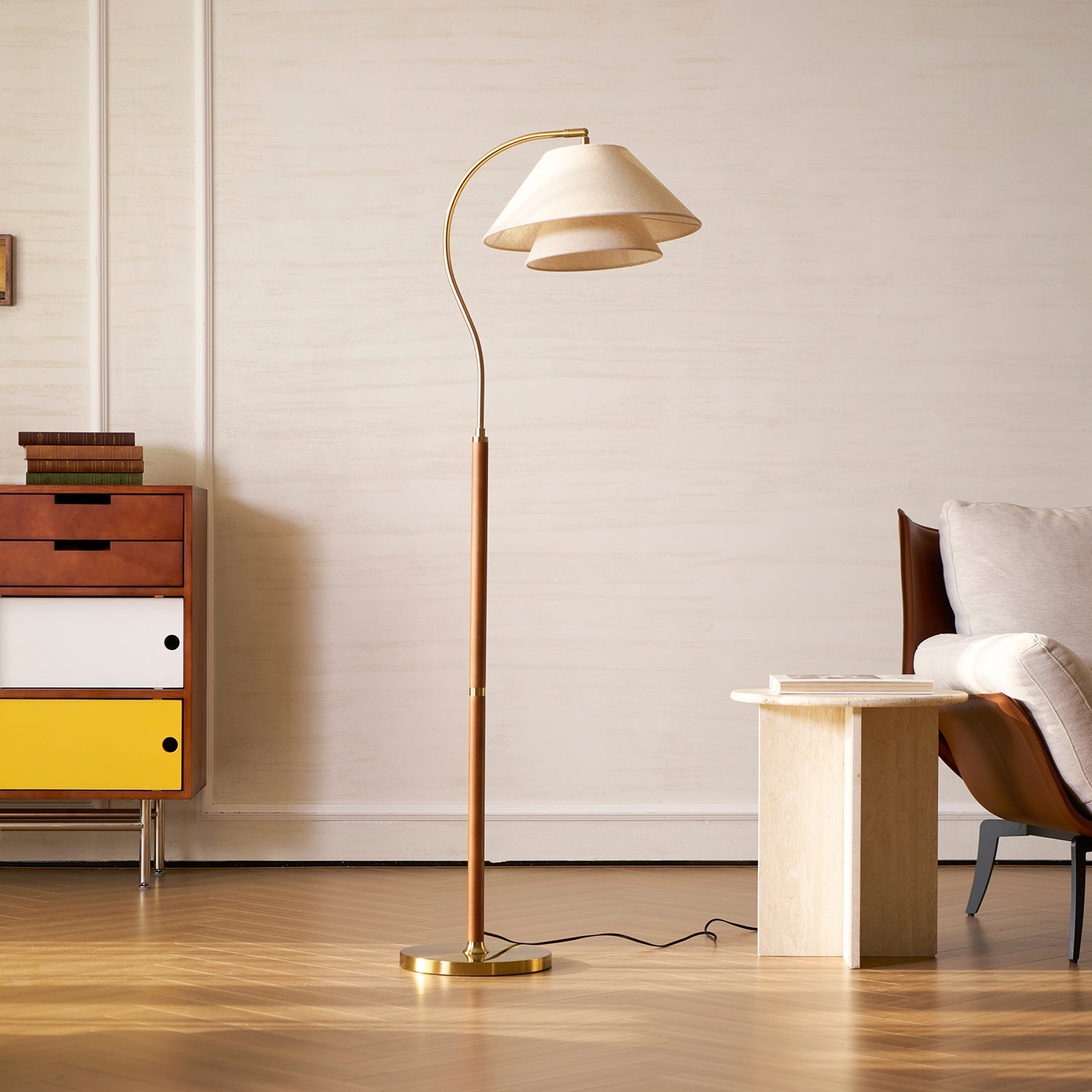 Valdorin - Sculptural Hand Floor Lamp